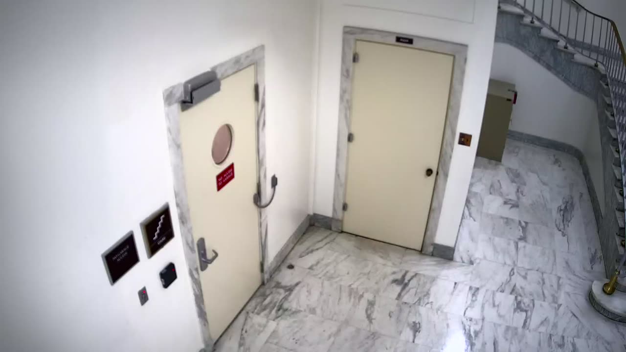 6130RHOBGRRGST4Stairwell4_2021-01-06_22h40min02s920ms.mp4