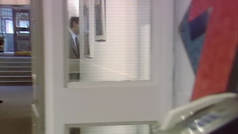 Mr. Bean Funny World _ War