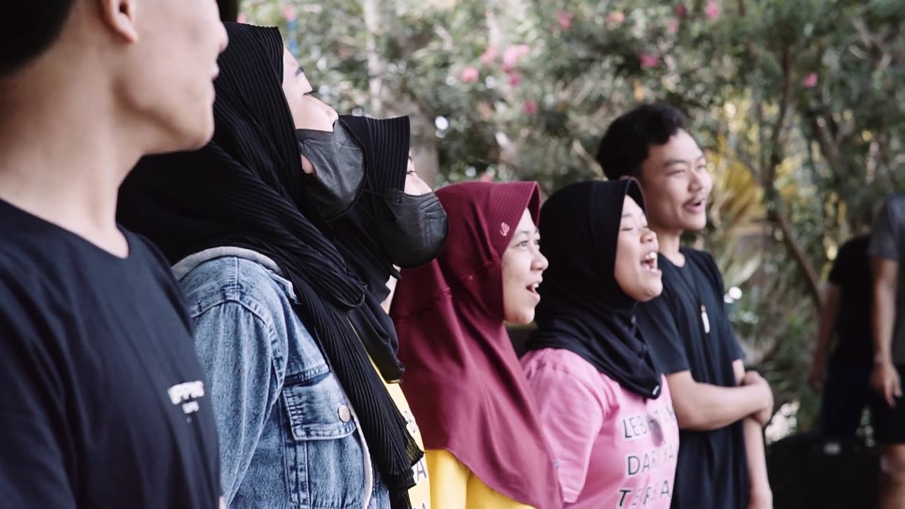 Gath OMG Goes to Bidadari Island