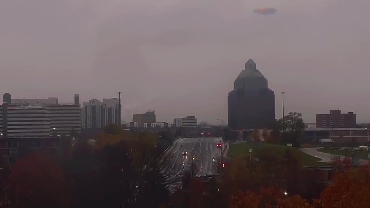In recent days, several unidentified flying objects have been filmed in different countries at once