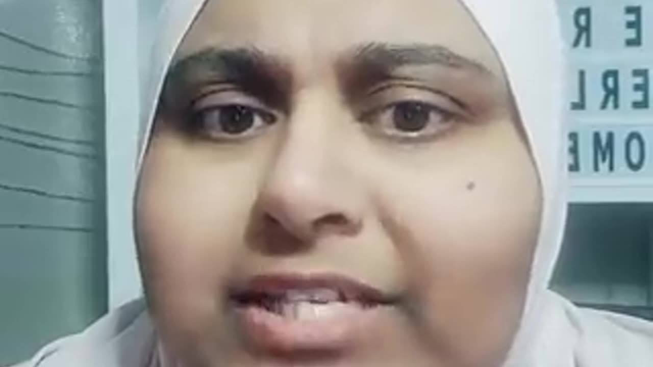 Brave muslim lady calls out tik tok predator and most possible p3d0f1le Jeffrey Marsh,