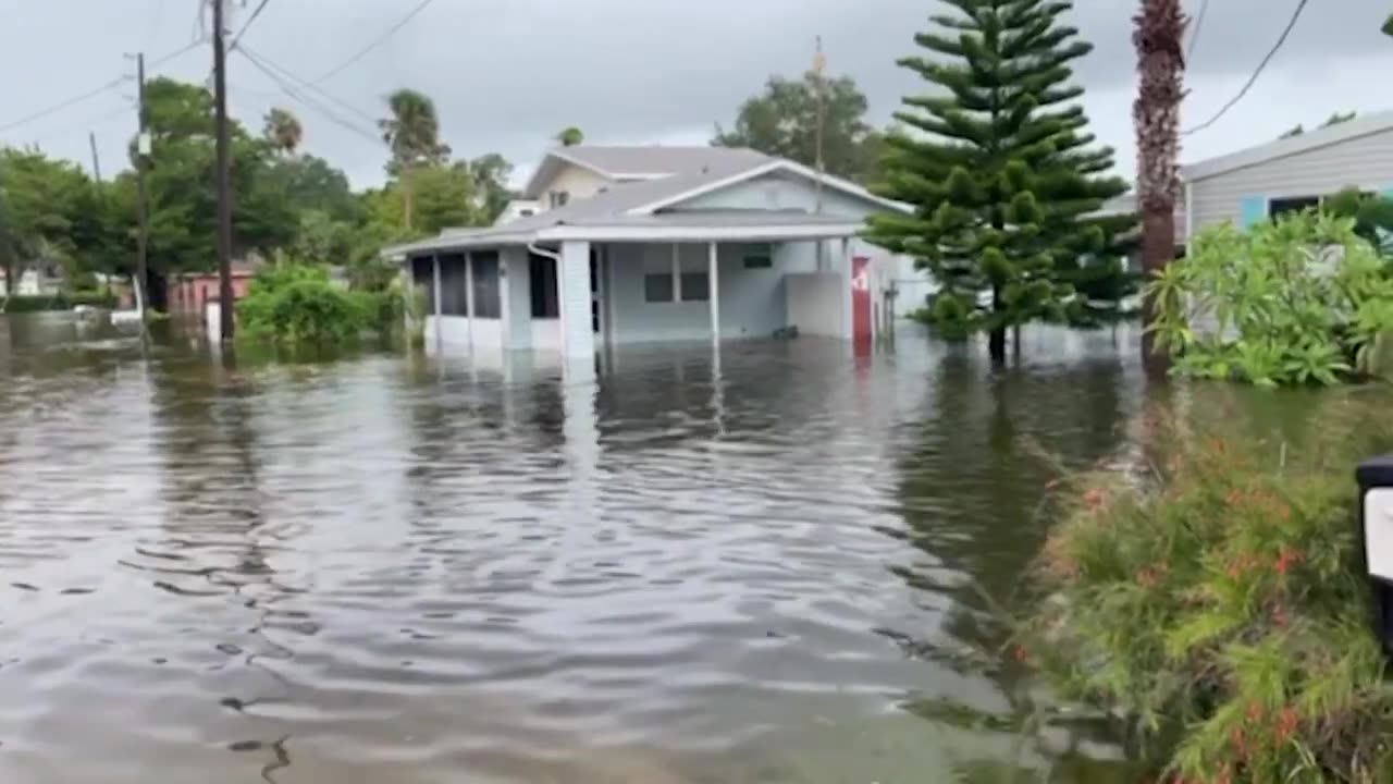 Idalia aftermath shows downed power lines, flooding and damaged homes | USA TODAY