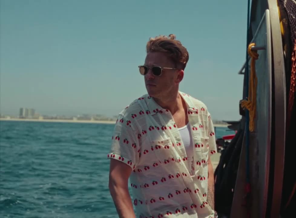 OneRepublic - Someday (Official Music Video)
