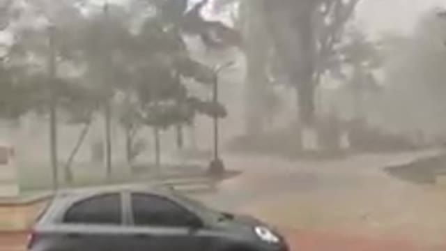 Video: impresionante tormenta causó pánico en Santander