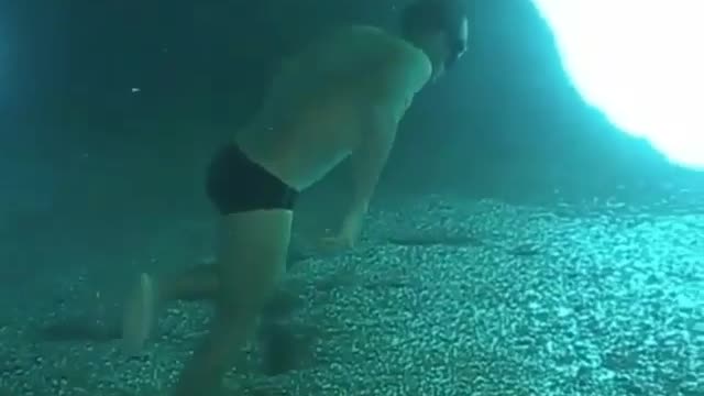 Bottom diving