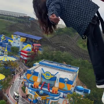 Suicide Girl 😱😱😱 💥 Warning 💥 #Jump #SkyDiving #Daredevil #Stunt #Girl #Viral