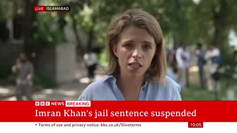 Imran Khan: Jail term suspended for Pakistan's former leader - BBC News