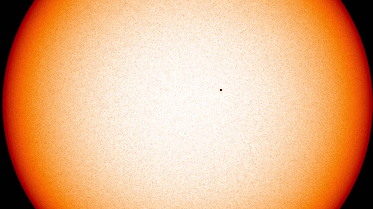 "Capturing the Elegance: The Enchanting Mercury Transit"