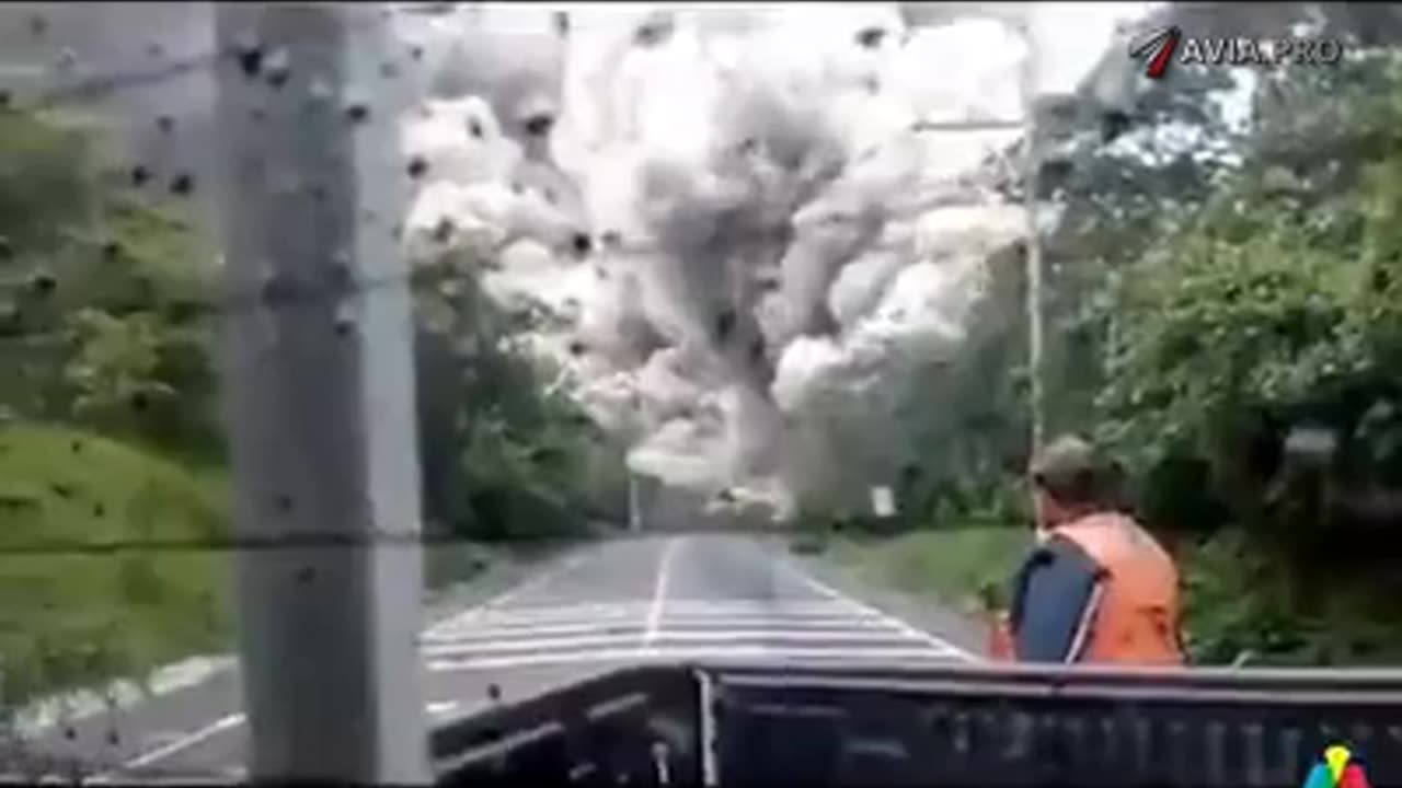 Drivers In Desperate Race To Escape Volcanic Eruption