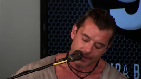 Bush - Little Things (Live At 97X Green Room)