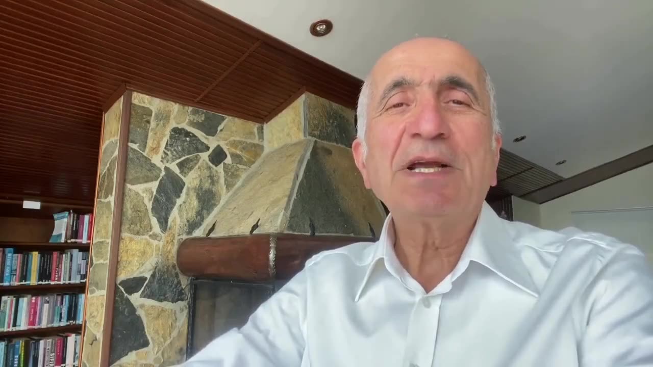 Bu taklitçinin özrü kabahatinden daha büyük! “Benim tavsiyemle 3 yıl maske taktınız, maskeler