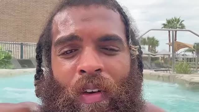 Hot tub Live Chat with Rock Mercury