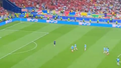 Kevin de Bruyne booed by his own fans
