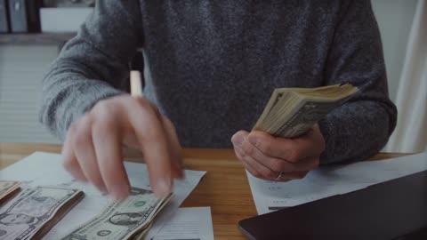 How to manage money education video