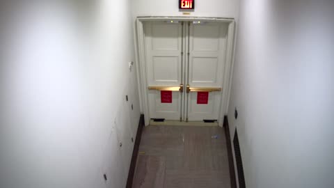0751USCH02H202FireDoor_2021-01-06_15h29min53s990ms.mp4