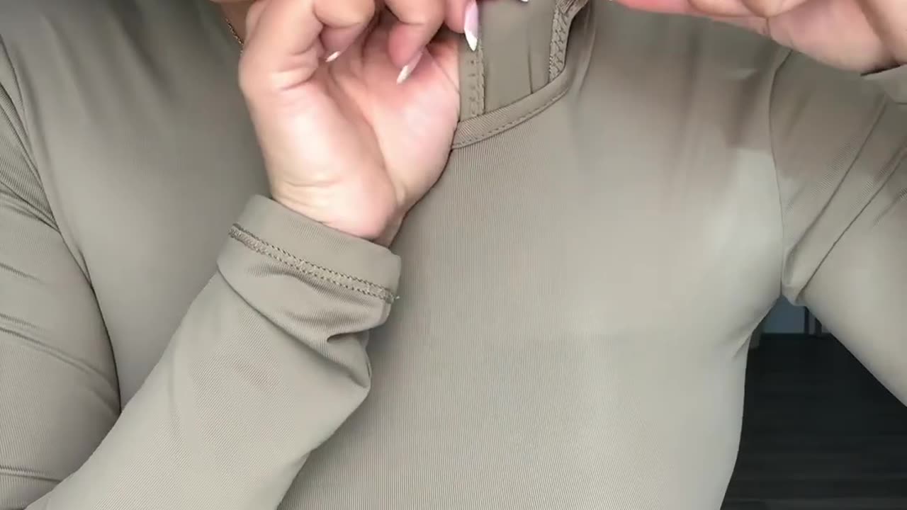 Fashion Hack: How To Turn Your Bodysuits Into A Fitted Crop Top Pt. II ✨ #grwm #ootd #fashion #style