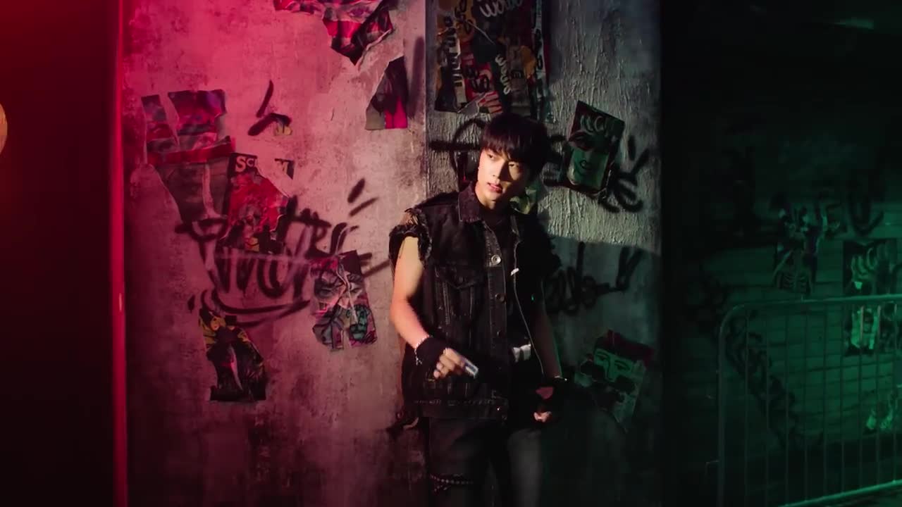 ENHYPEN (엔하이픈) 'Future Perfect (Pass the MIC) [Japanese Ver.]' Official MV