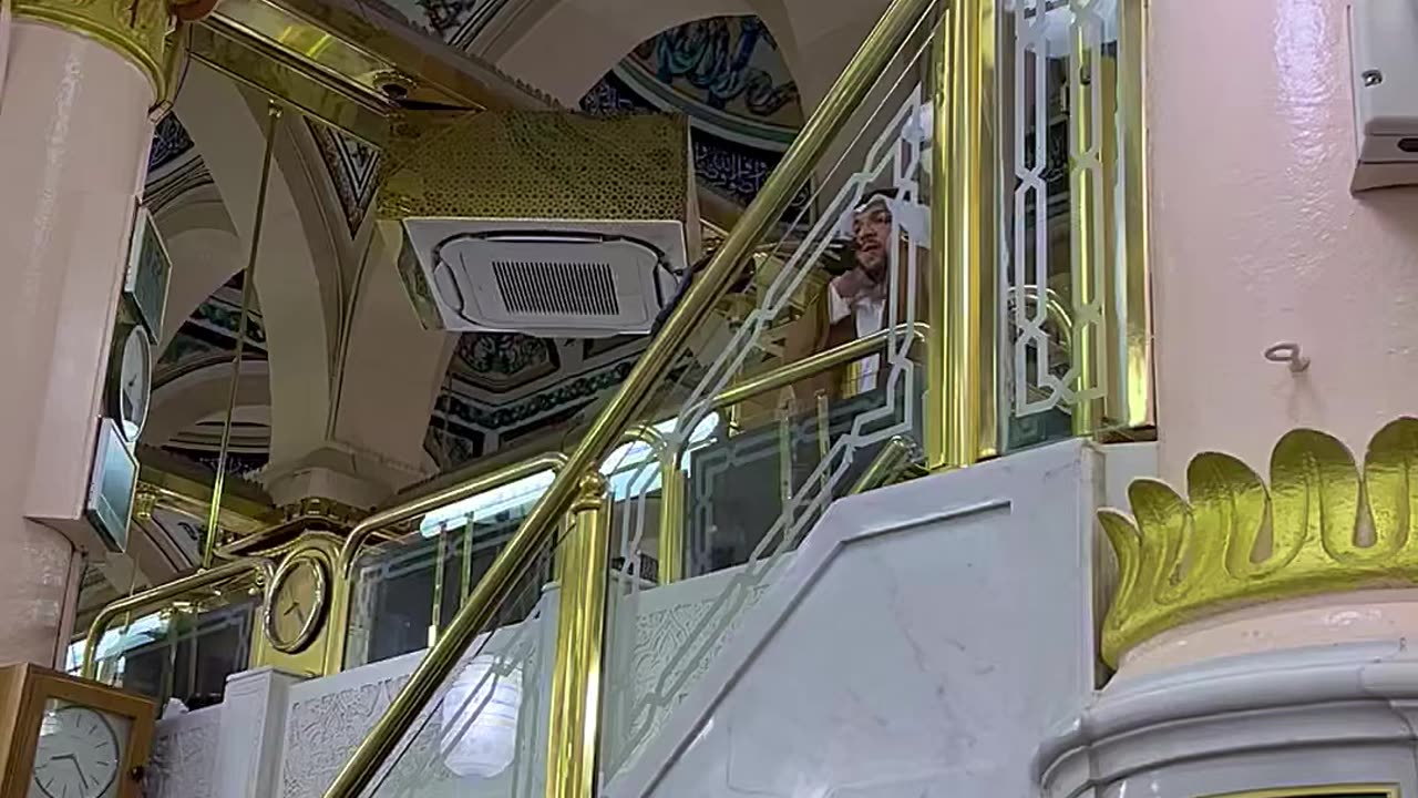 Azaan in Medina feel in heaven