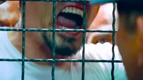 Jailer Vs Prisoner Aggressive Scene.
