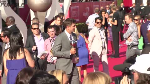 Aaron Rodgers Details the Time He Saw UFO