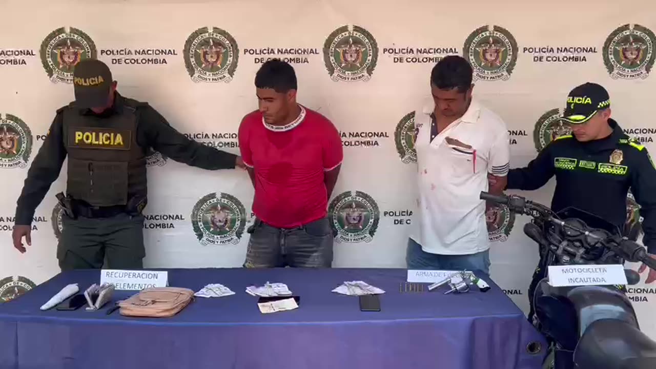 Policía de Ciénaga captura a dos delincuentes por hurto y porte ilegal de armas