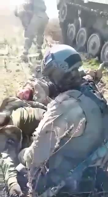 Ukrainians Take Casualties After BMP Hits Mine