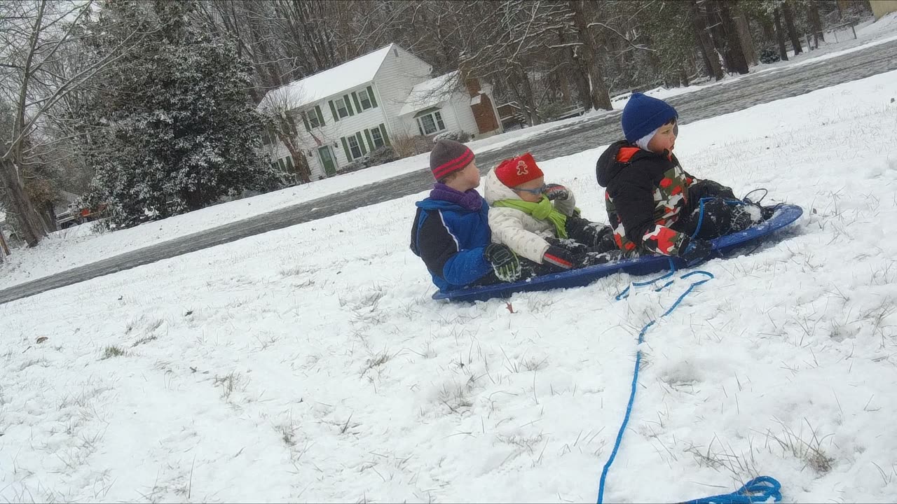 Greenworks Stealth Electric Mini Bike PULLS KIDS IN SNOW!!