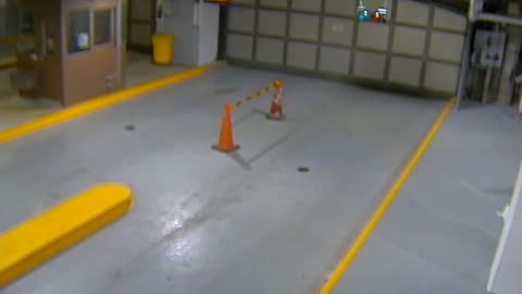 3135RHOBG21stStPedestrianDoor_2021-01-05_00h00min00s947ms.mp4