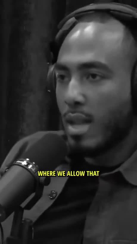 Coleman Hughes Explains The Israel Hamas War to Joe Rogan in 1 minute