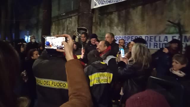 Napoli presidio vigili del fuoco 7