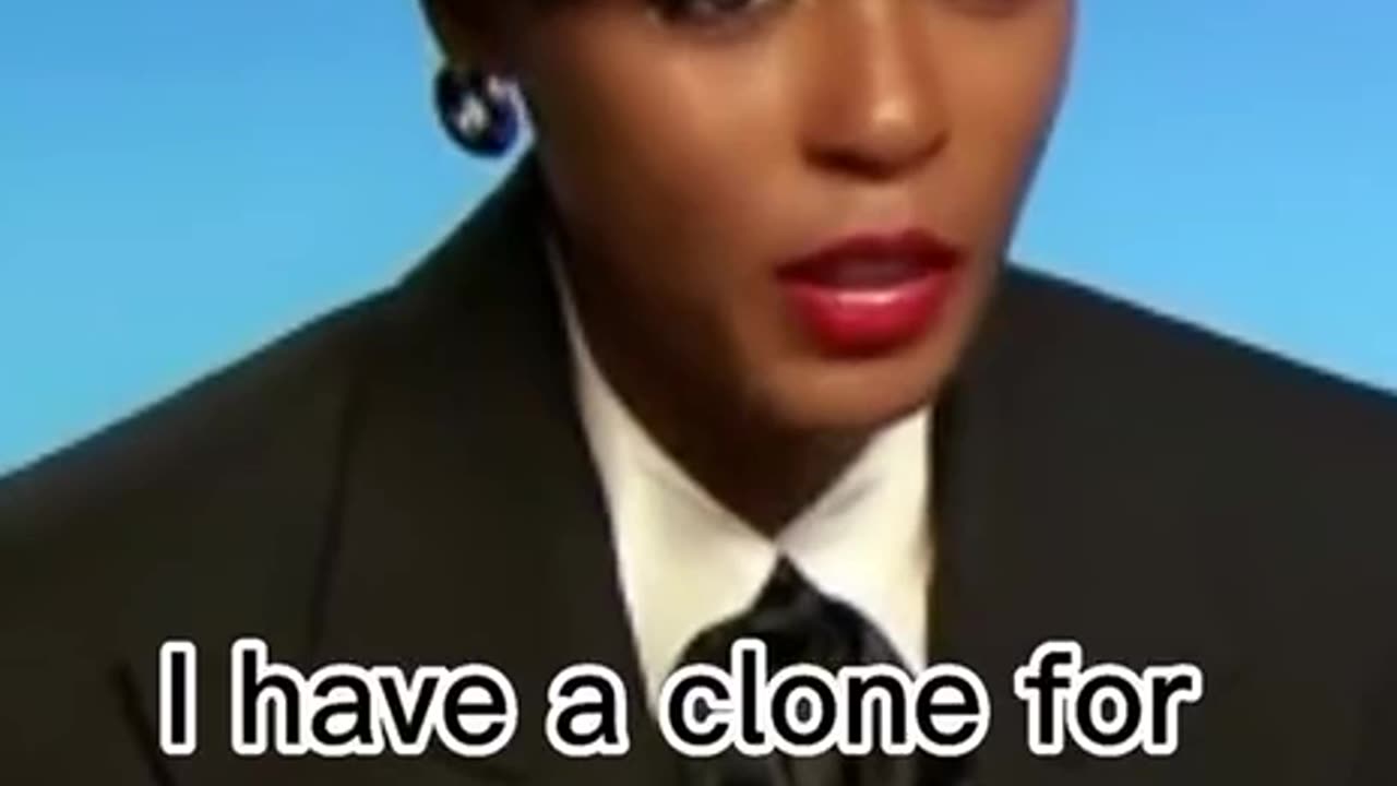 JANELLE MONAE USES CLONES