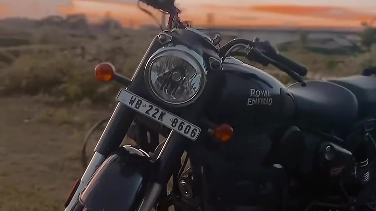 Royal Enfield bullet 🔥 || Bullet🔥Status || Bullet Bike Sound || night Out Status | #shortvideo