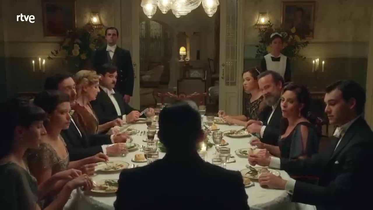 La Promesa: Manuel anuncia su relación con Jana ante toda su familia #LaPromesa431 | RTVE Series