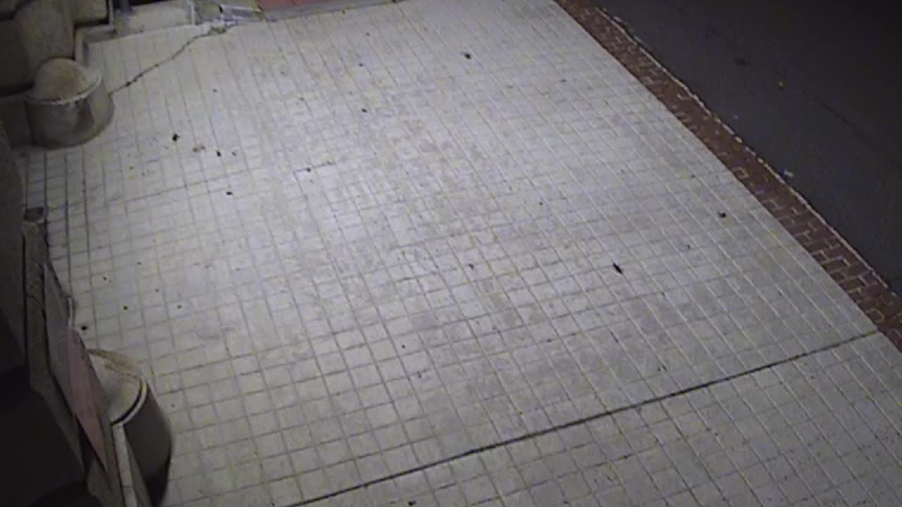 3203LHOBBACStLoadingDockExteriork_2021-01-05_23h00min01s423ms.mp4