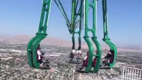 Thrill Ride - Insanity atop the Strat Las Vegas 😳