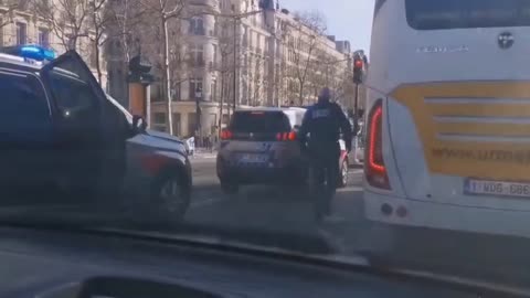 France Freedom Convoy heads to Paris