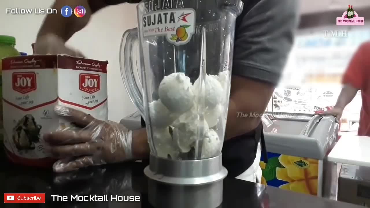 Belgium dark chocolate thick shake __ Belgium chocolate thick shake __ The mocktail house