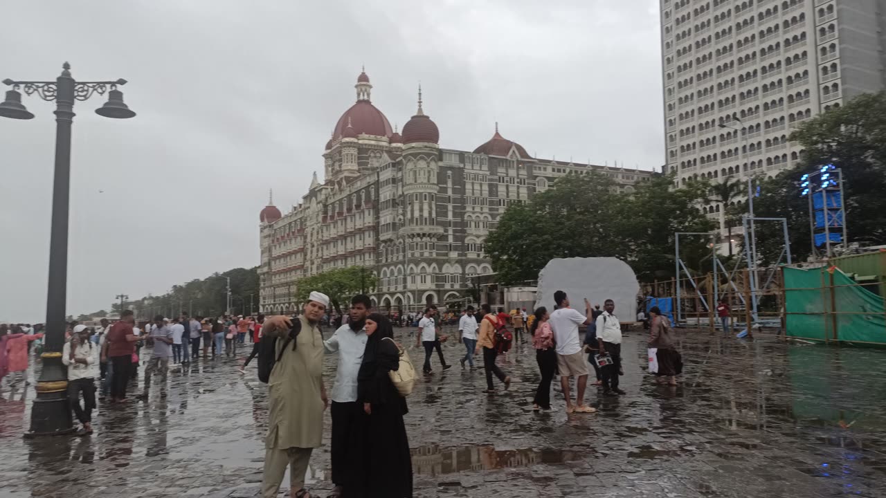 Mumbai hotel taj