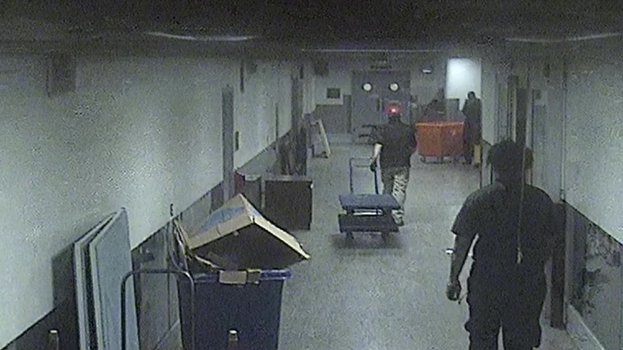 6096RHOBSBLoadingDockHallway_2021-01-05_06h54min10s490ms.mp4