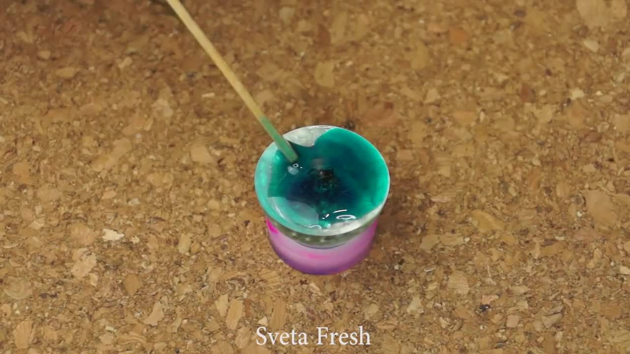 15 Epoxy Resin DIY Ideas JEWELRY IDEAS FOR TEENAGERS | FAIRY PENDANTS MADE OUT OF AN EPOXY RESIN