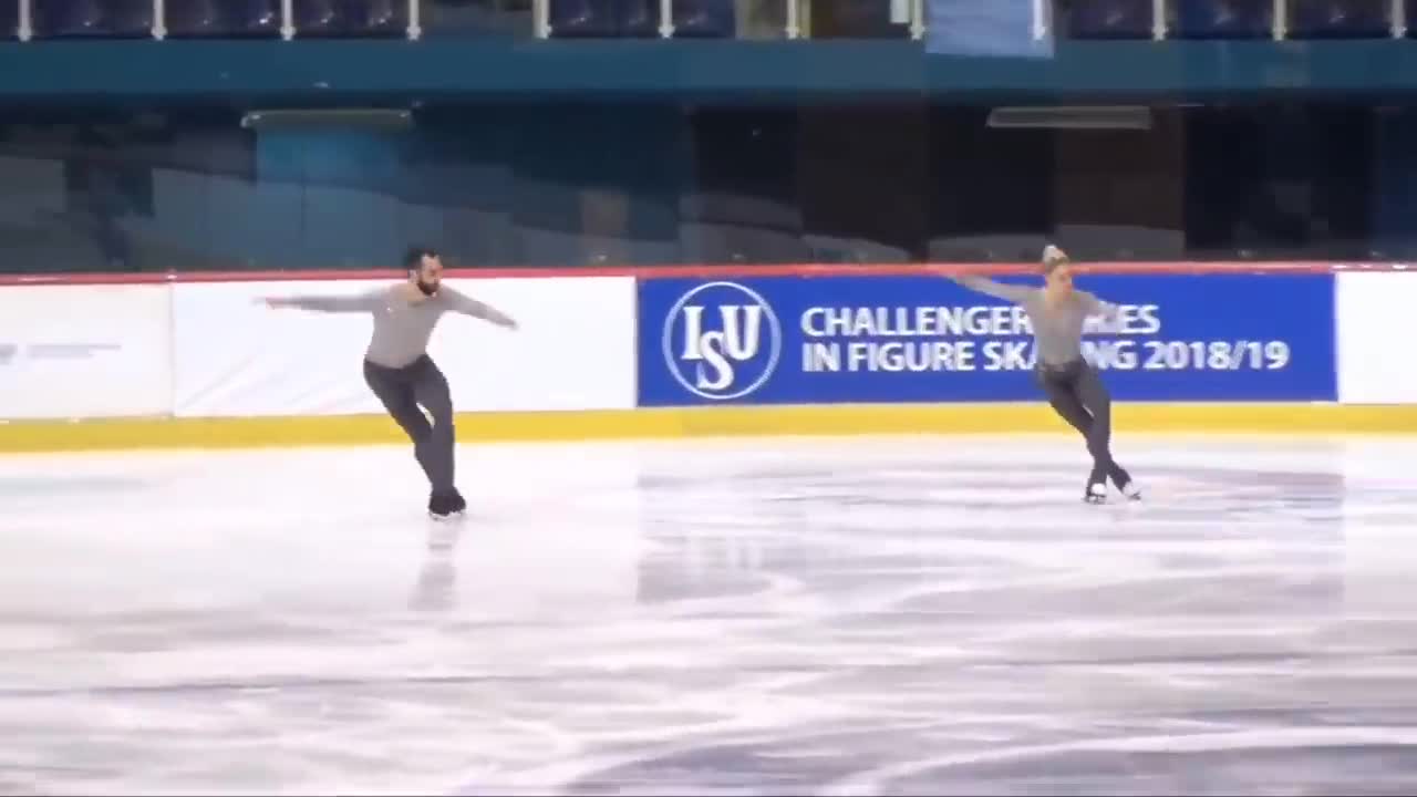 *Scary Fall - Please Beware* - Ashley CAIN / Timothy LEDUC, GOLDEN SPIN ZAGREB PAIRS FS Dec.-6