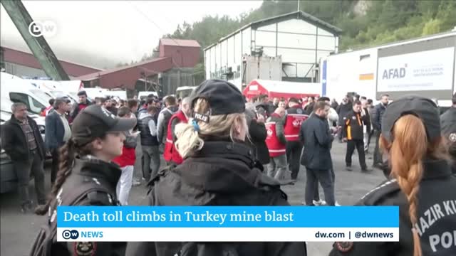 41 people die in coal mine explosion in Turkey | DW News