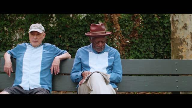 GOING IN STYLE - Official Trailer