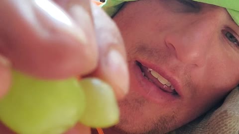 I found conjoined grapes thought I'd share for kicks and googles