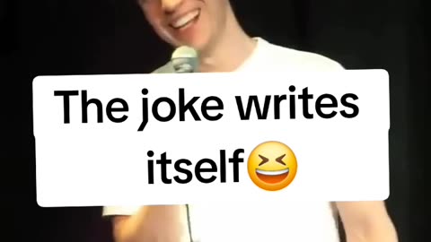 Comedian roasts war investigator