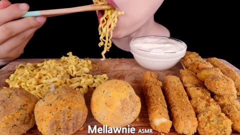 ASMR MUKBANG //CRISPY CHEESE EATING // YUMMY NOODLES