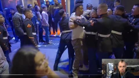 Street fight in Texas.... does not end so well