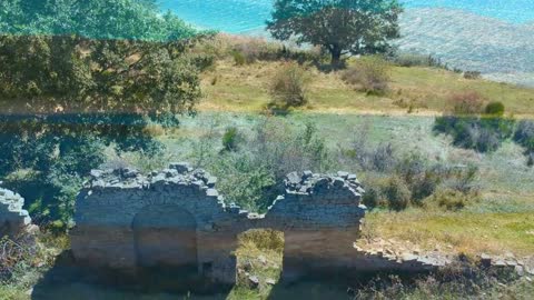 Il lago di Campotosto e le sue dighe - Abruzzo - Italia