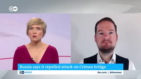 Russia says it repelled a Ukrainian attack on its bridge to Crimea _ DW News