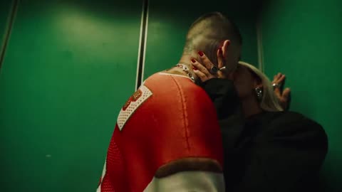 ZAYN - Love Like This (Official Music Video).mp4